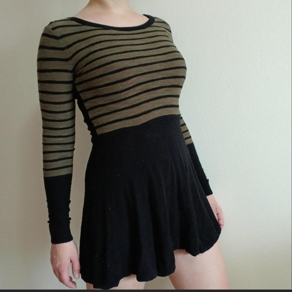 Express Vintage 90s Style Striped Long Sleeve Fit Flare Mini Sweater Dress S